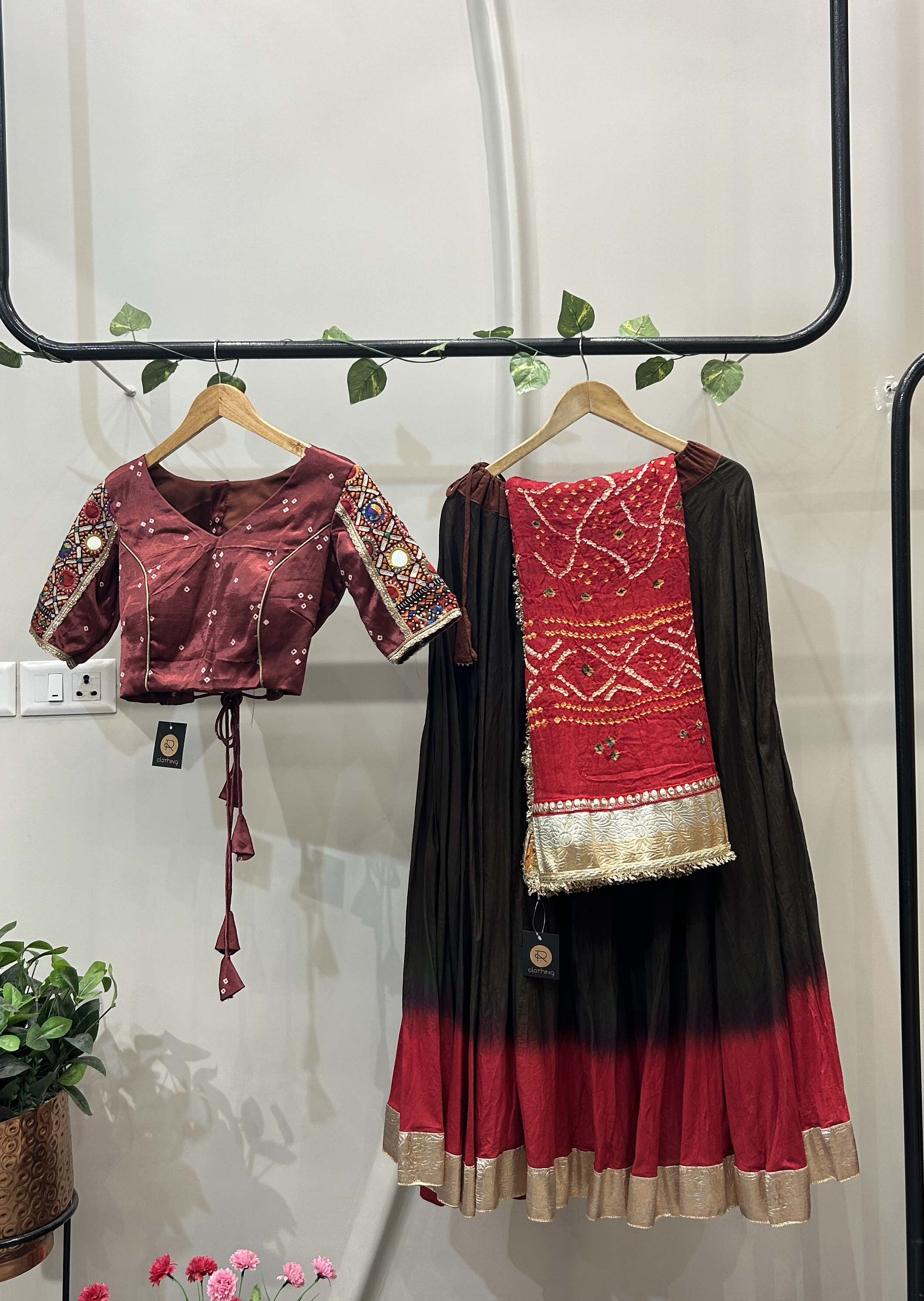 REDDISH PINK  & BLACK